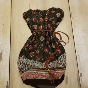 Strapless top with belted waist